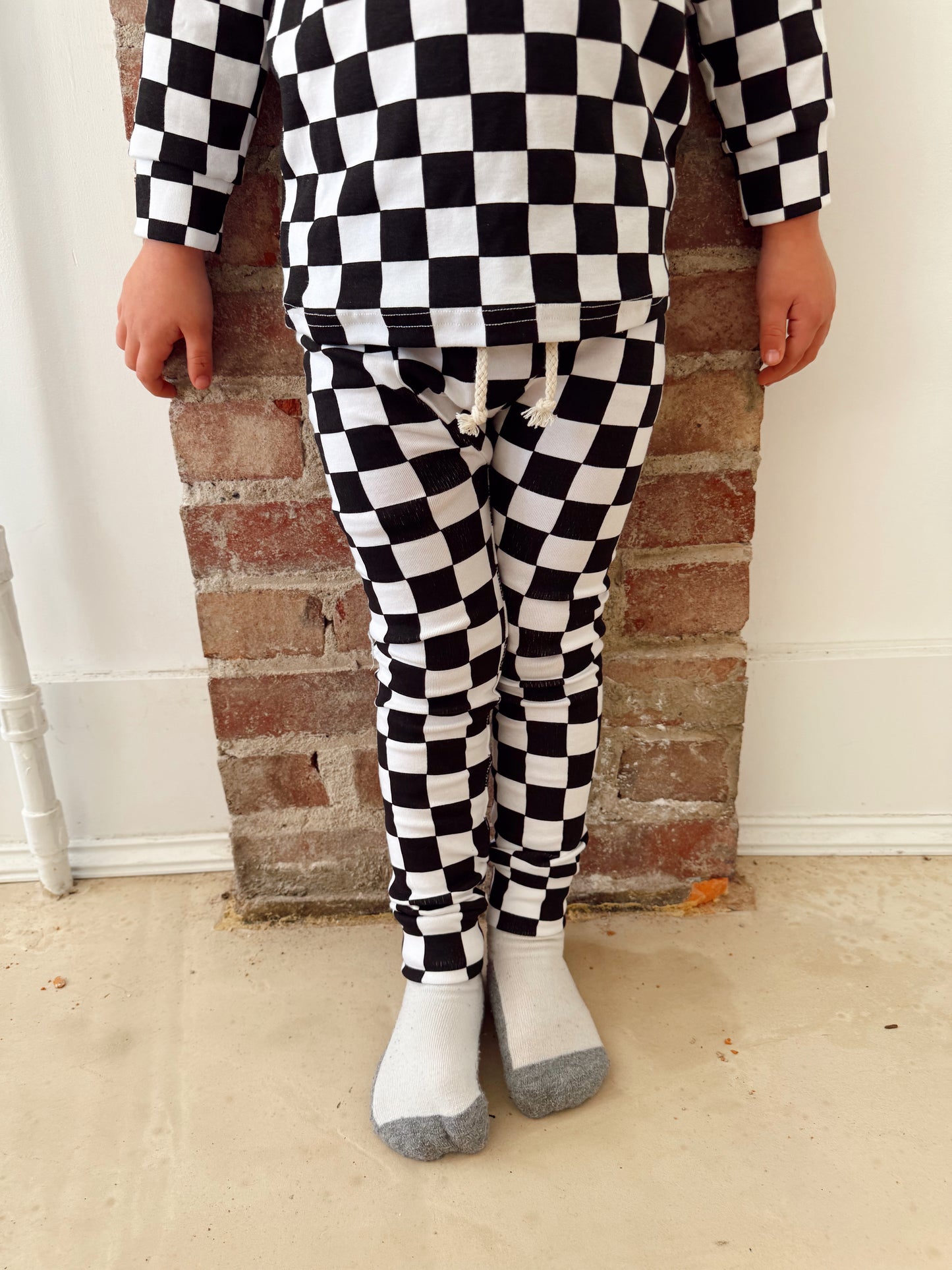 Conner Checkered Set